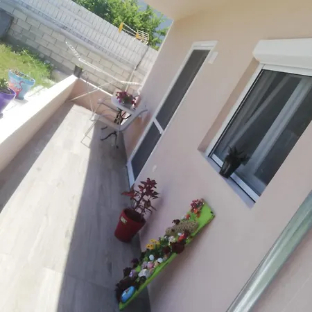 Apartment Villa Green *